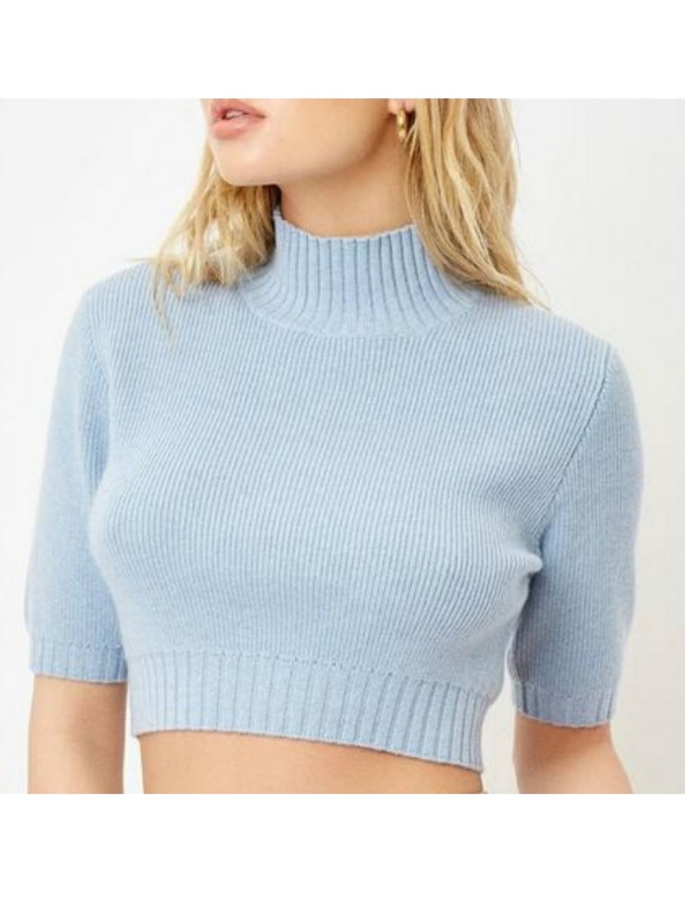 Frankie's bikinis 100% cashmere Landon crop turtleneck baby blue Size Medium